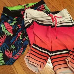 American Eagle Men’s Small Swim Trunk Lot